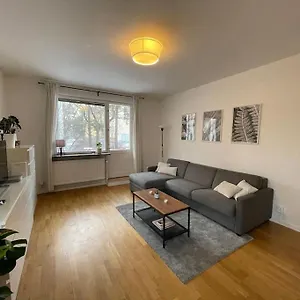 stockholm-apartment-hammarbyhojden.find-stockholm-hotels.com/